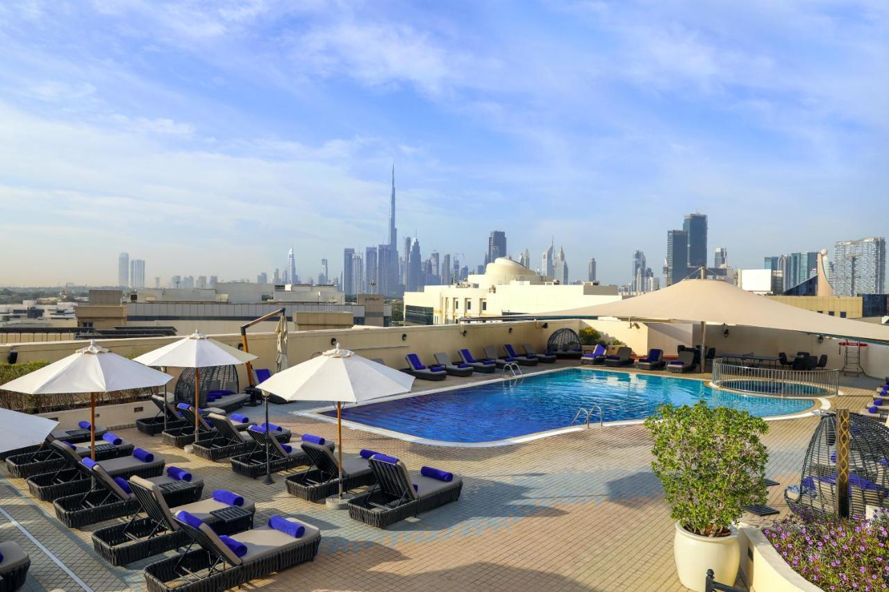 Movenpick Hotel & Apartments Bur Dubai Exterior photo